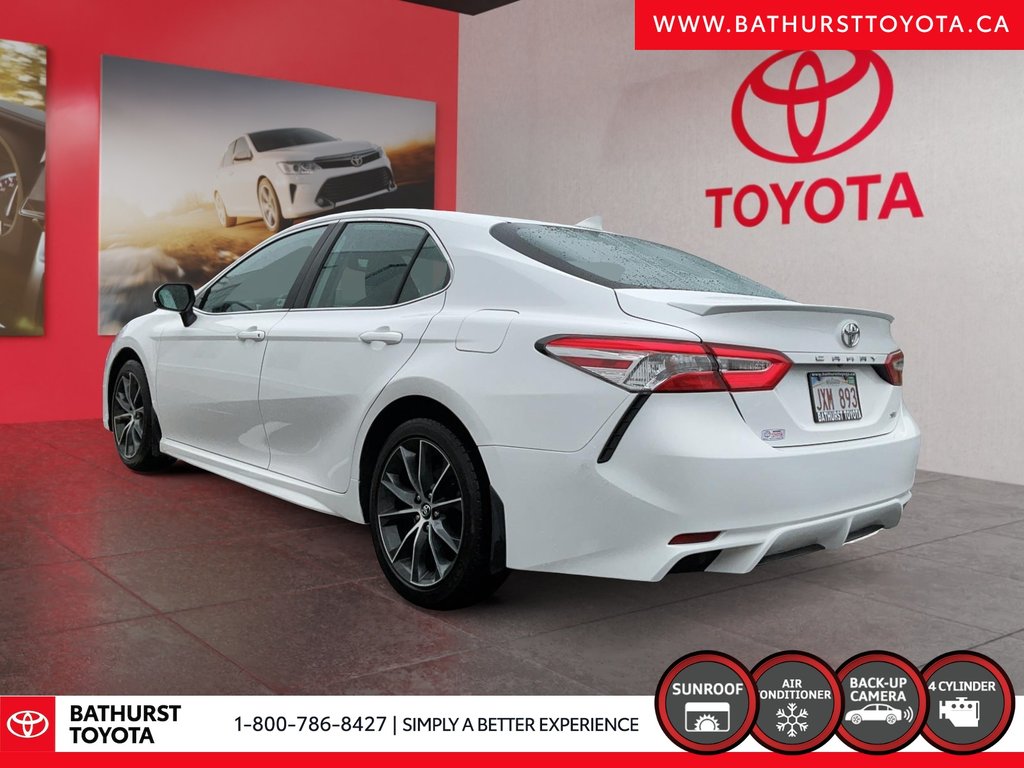 2020 Toyota Camry SE in Bathurst, New Brunswick - 4 - w1024h768px