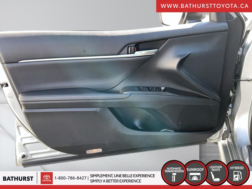 2022 Toyota Camry Hybrid XSE in Bathurst, New Brunswick - 10 - w1024h768px