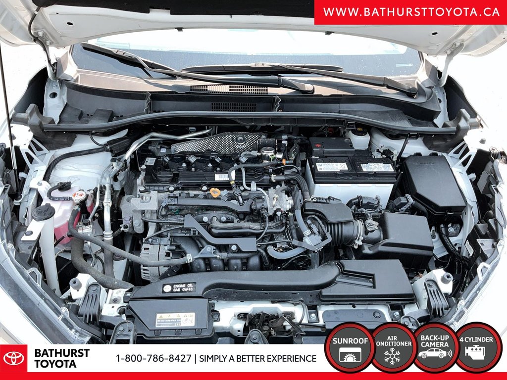 2022 Toyota Corolla Cross XLE in Bathurst, New Brunswick - 8 - w1024h768px