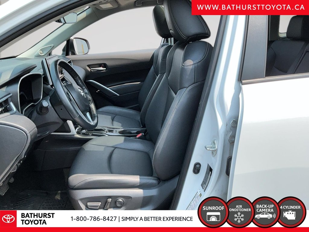 2022 Toyota Corolla Cross XLE in Bathurst, New Brunswick - 9 - w1024h768px