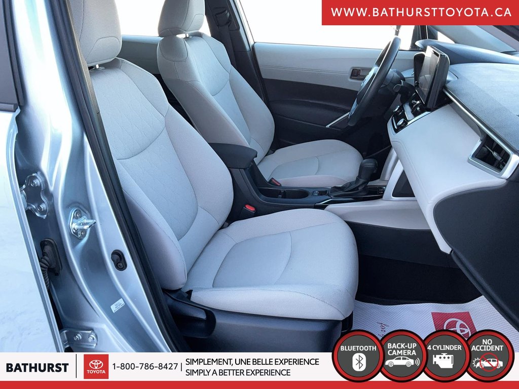 2024 Toyota Corolla Cross L in Bathurst, New Brunswick - 13 - w1024h768px