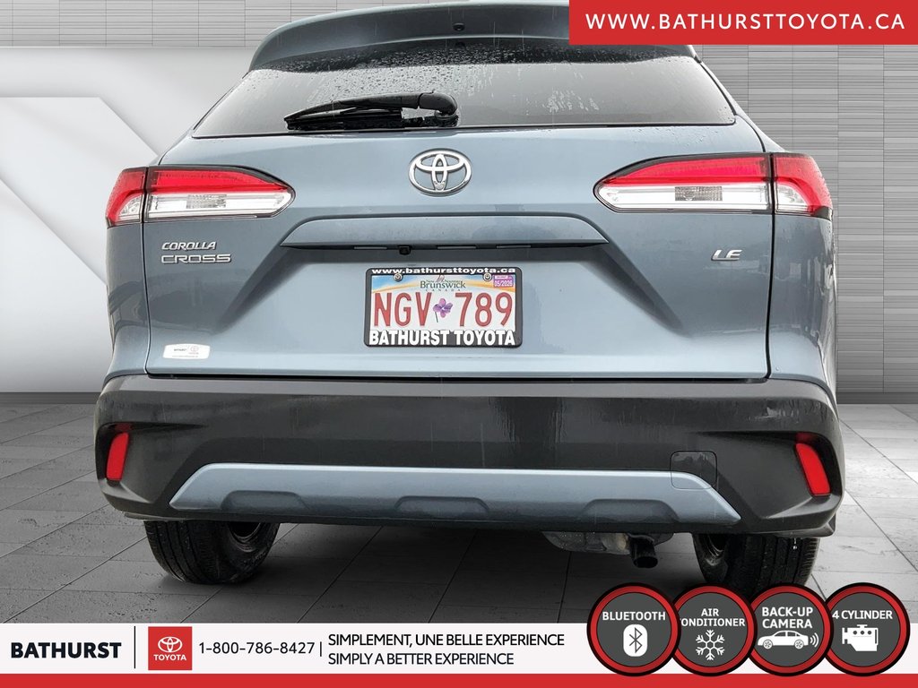 2024 Toyota Corolla Cross LE in Bathurst, New Brunswick - 3 - w1024h768px