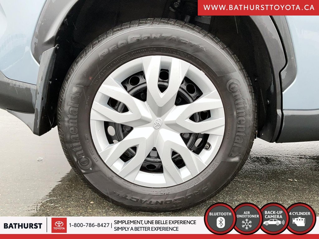 2024 Toyota Corolla Cross LE in Bathurst, New Brunswick - 8 - w1024h768px