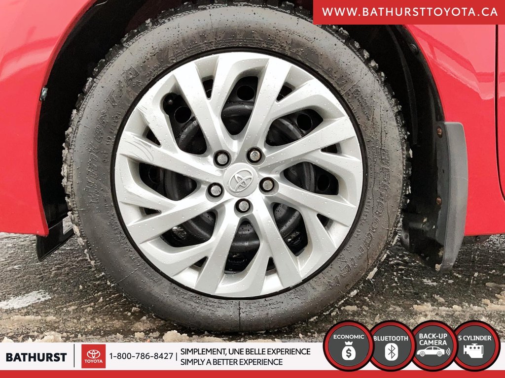 2018 Toyota Corolla LE in Bathurst, New Brunswick - 7 - w1024h768px