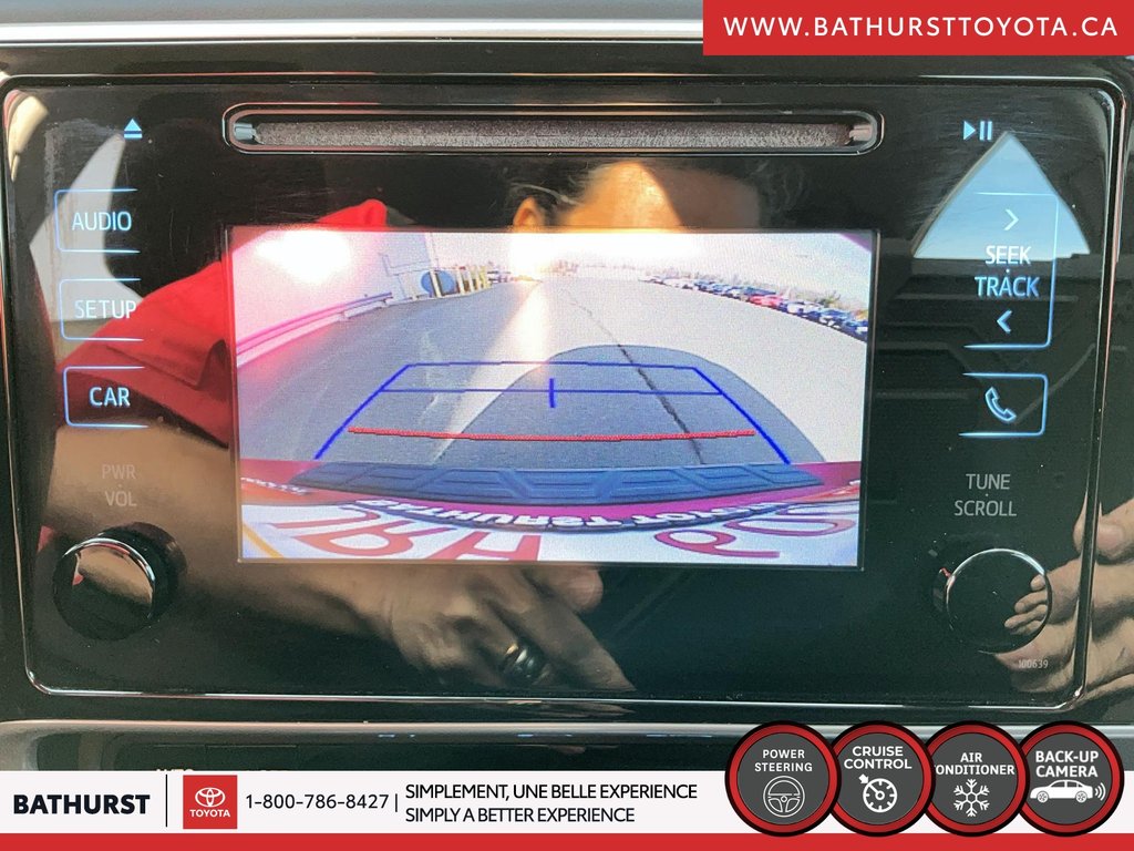 2018 Toyota Corolla LE in Bathurst, New Brunswick - 16 - w1024h768px