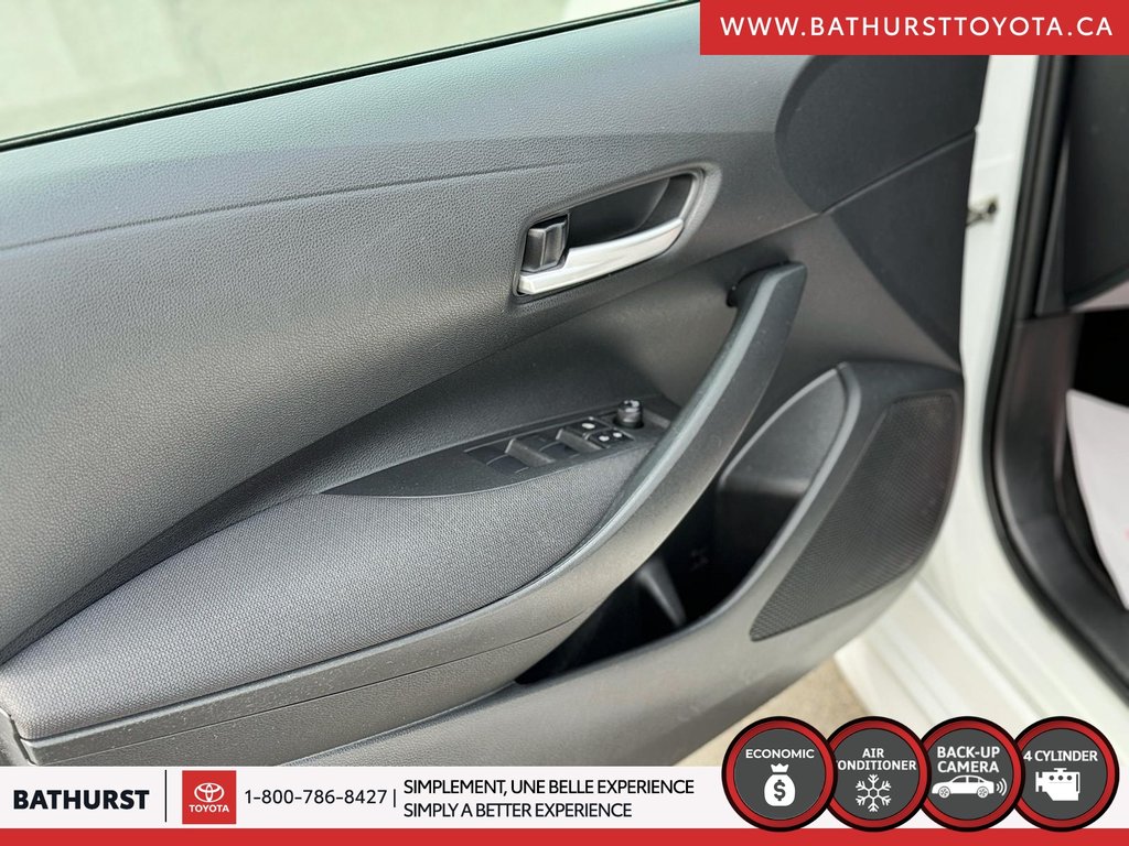 2021 Toyota Corolla LE in Bathurst, New Brunswick - 11 - w1024h768px