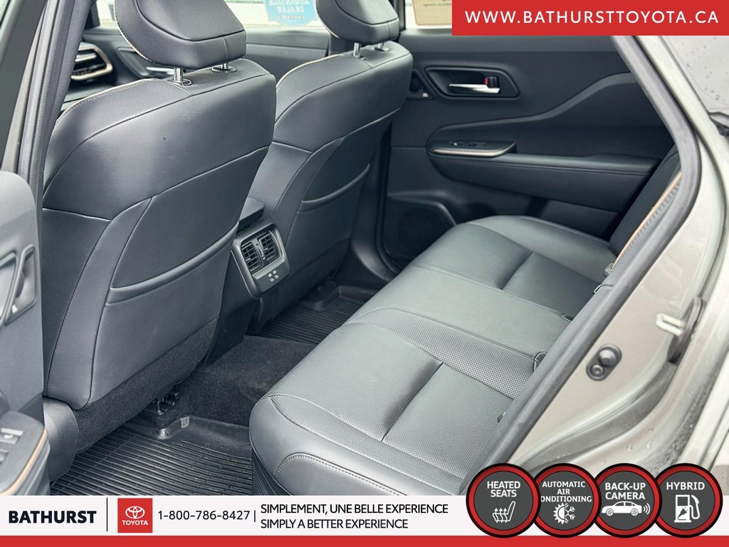 Toyota CROWN XLE 2023 à Bathurst, Nouveau-Brunswick - 10 - w1024h768px