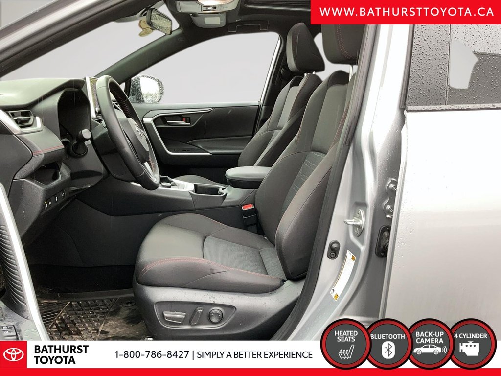 Toyota RAV4 Prime SE 2024 à Bathurst, Nouveau-Brunswick - 9 - w1024h768px