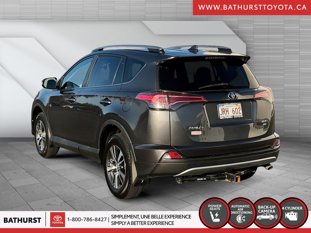 2018  RAV4 XLE in Bathurst, New Brunswick - 4 - w1024h768px