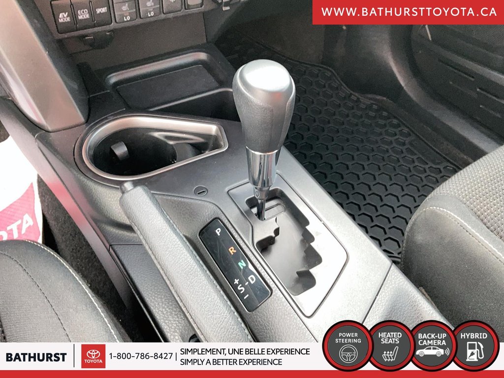 2018 Toyota RAV4 Hybrid LE+ in Bathurst, New Brunswick - 14 - w1024h768px