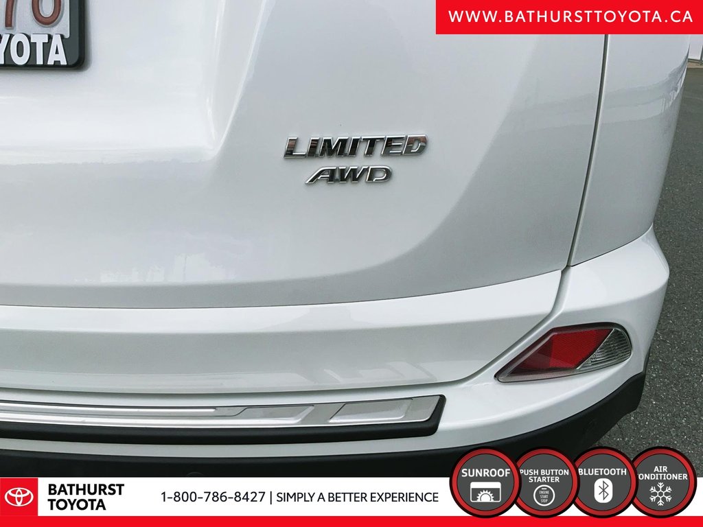 2018 Toyota RAV4 Limited in Bathurst, New Brunswick - 15 - w1024h768px
