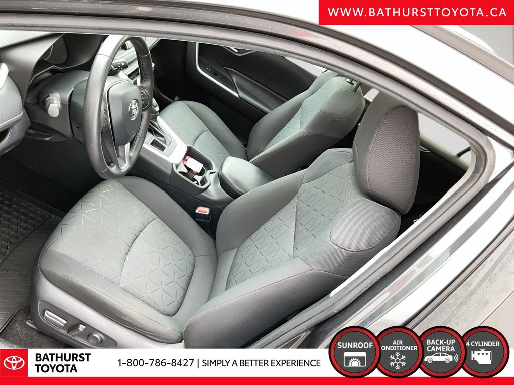 2020 Toyota RAV4 XLE in Bathurst, New Brunswick - 10 - w1024h768px