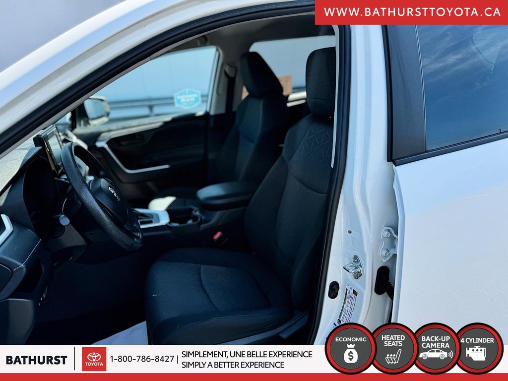 2021 Toyota RAV4 LE in Bathurst, New Brunswick - 9 - w1024h768px