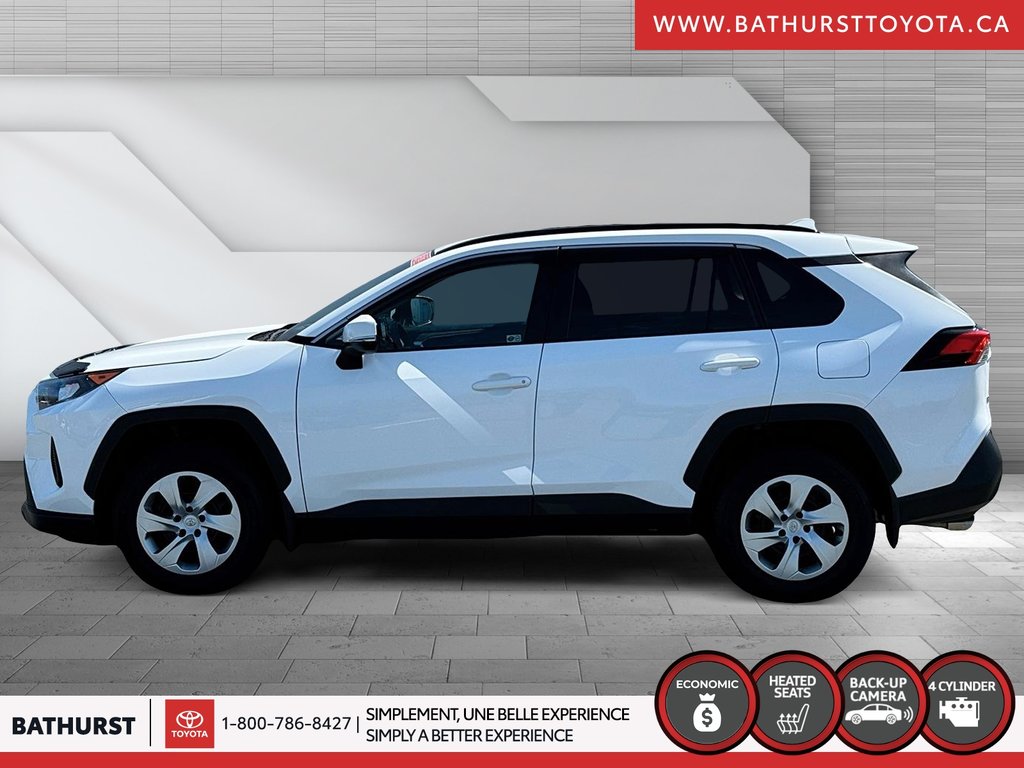 2021 Toyota RAV4 LE in Bathurst, New Brunswick - 5 - w1024h768px