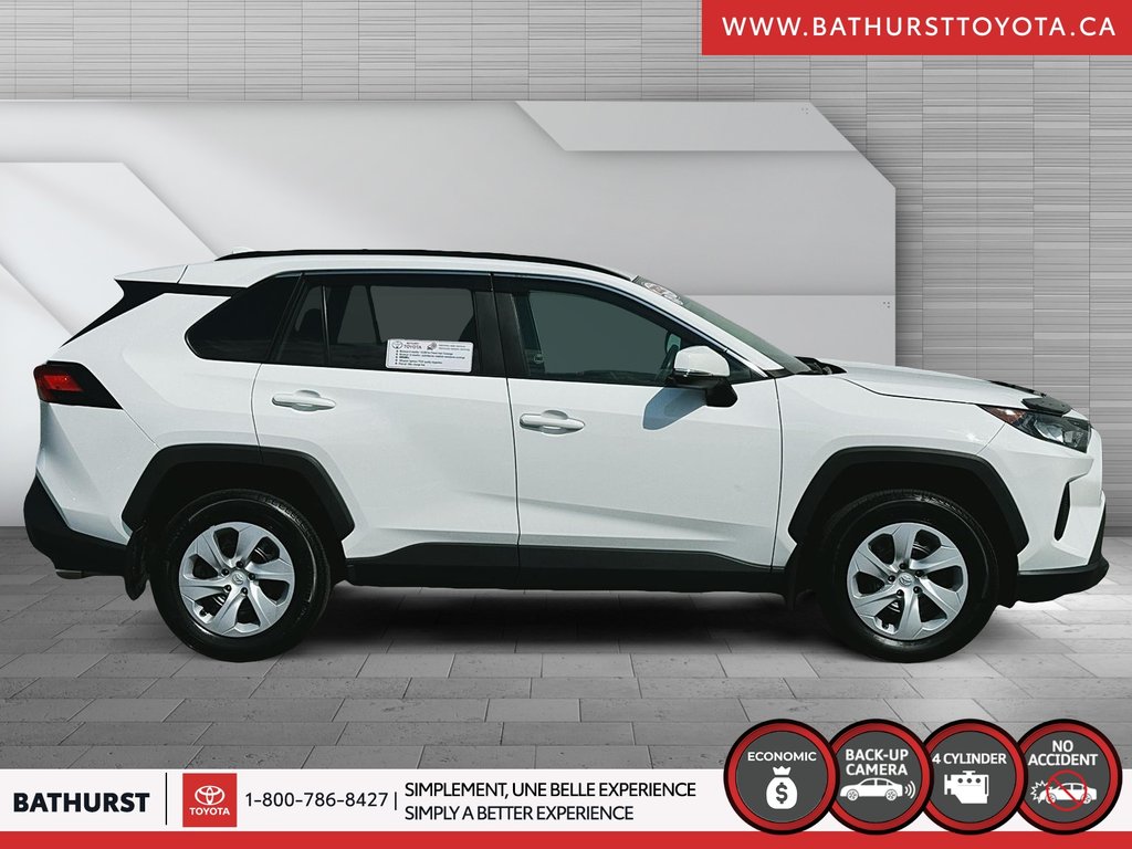 Toyota RAV4 LE 2021 à Bathurst, Nouveau-Brunswick - 6 - w1024h768px