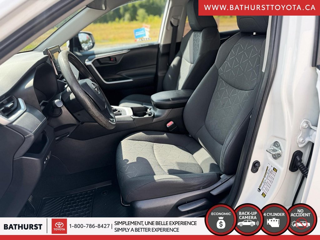 Toyota RAV4 LE 2021 à Bathurst, Nouveau-Brunswick - 9 - w1024h768px