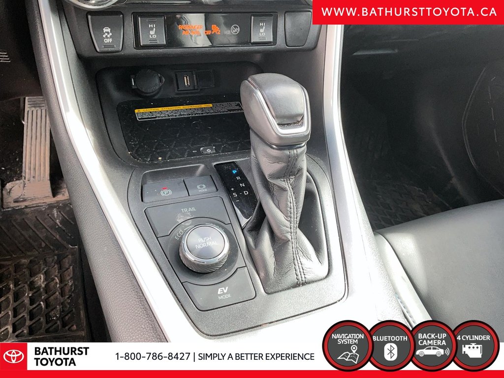 2021 Toyota RAV4 Hybrid XSE in Bathurst, New Brunswick - 14 - w1024h768px