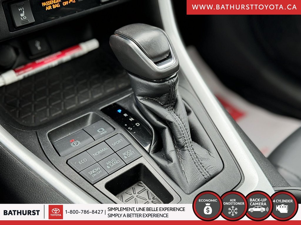 2022 Toyota RAV4 XLE in Bathurst, New Brunswick - 18 - w1024h768px