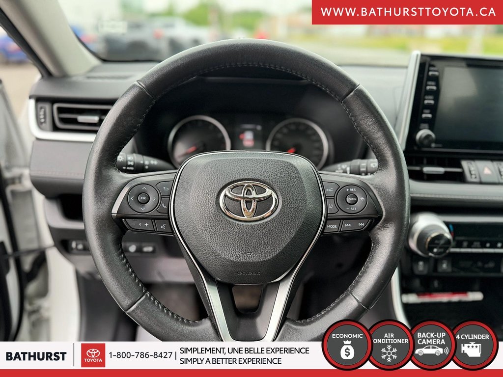 2022 Toyota RAV4 XLE in Bathurst, New Brunswick - 14 - w1024h768px