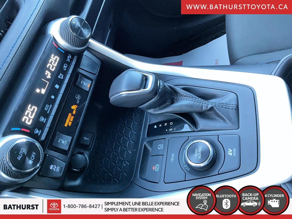 Toyota RAV4 Hybrid SE 2022 à Bathurst, Nouveau-Brunswick - 14 - w1024h768px