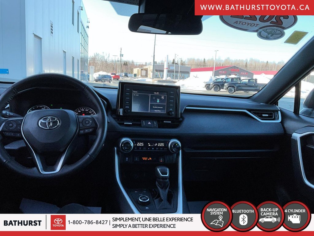 Toyota RAV4 Hybrid SE 2022 à Bathurst, Nouveau-Brunswick - 10 - w1024h768px