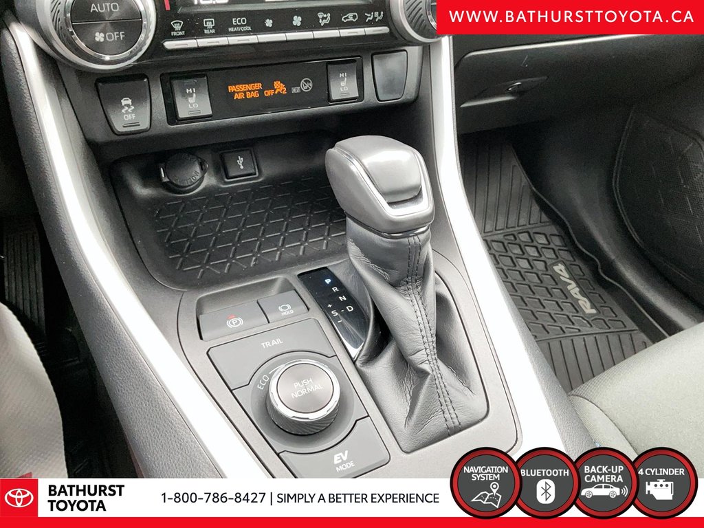 Toyota RAV4 Hybrid SE 2022 à Bathurst, Nouveau-Brunswick - 14 - w1024h768px