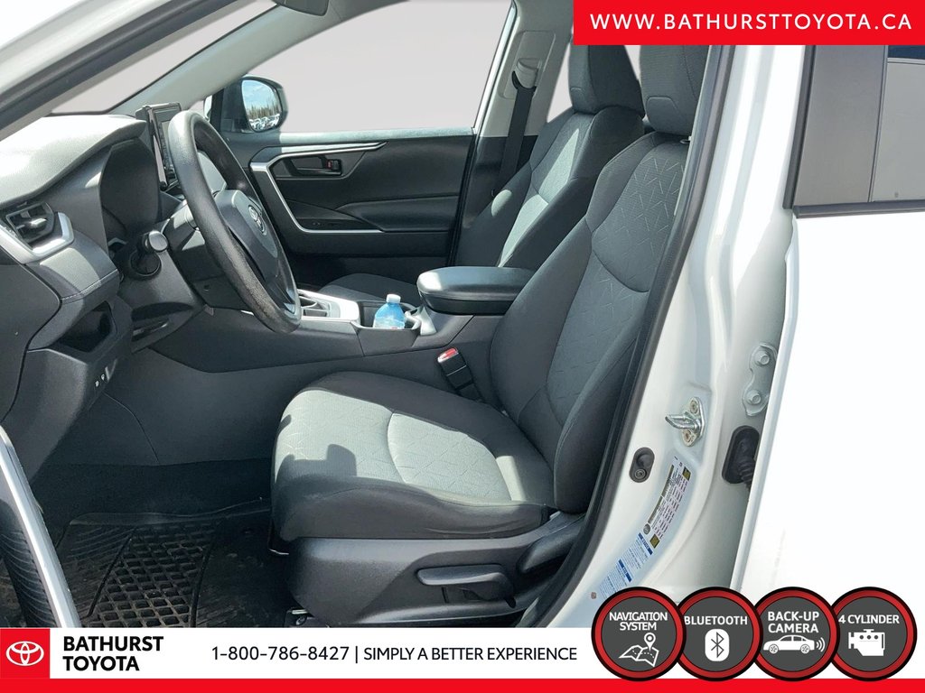 Toyota RAV4 LE 2022 à Bathurst, Nouveau-Brunswick - 9 - w1024h768px