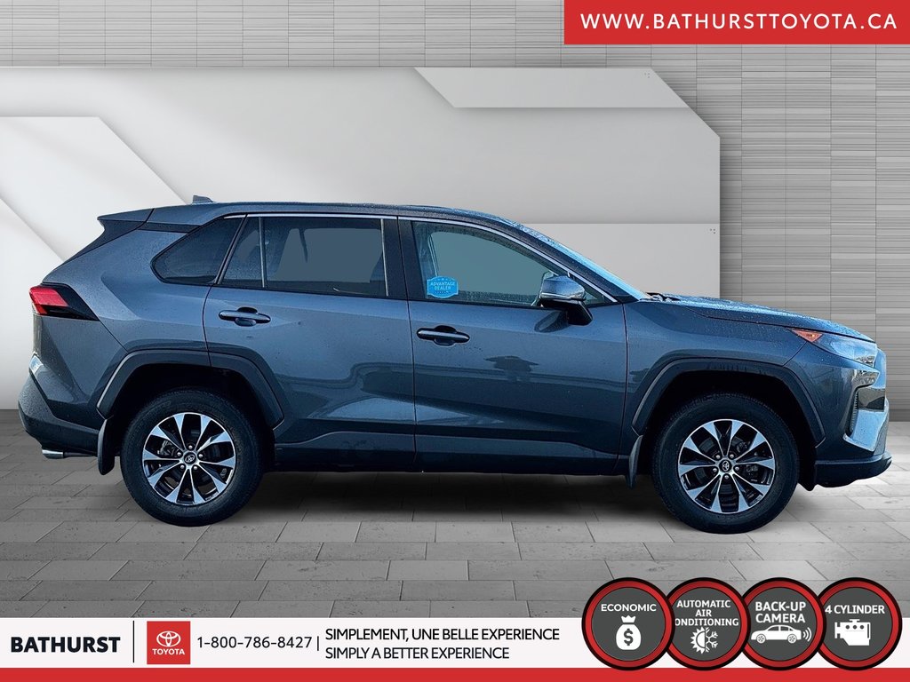 Toyota RAV4 LE 2023 à Bathurst, Nouveau-Brunswick - 6 - w1024h768px