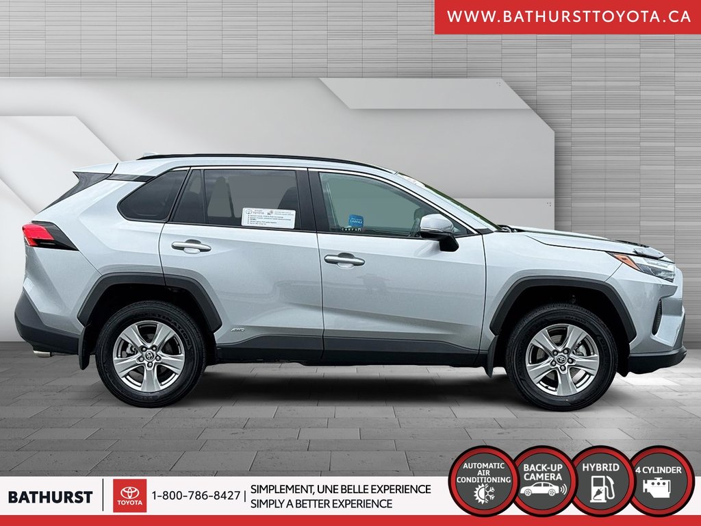 Toyota RAV4 Hybrid XLE 2023 à Bathurst, Nouveau-Brunswick - 6 - w1024h768px