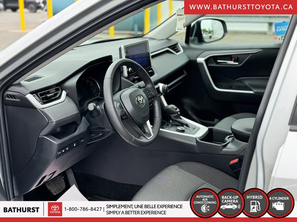 Toyota RAV4 Hybrid XLE 2023 à Bathurst, Nouveau-Brunswick - 17 - w1024h768px