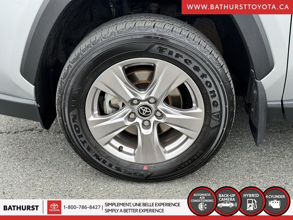 Toyota RAV4 Hybrid XLE 2023 à Bathurst, Nouveau-Brunswick - 7 - w1024h768px