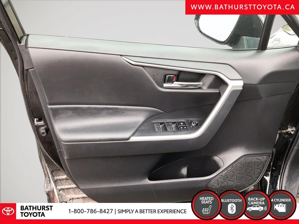 Toyota RAV4 XLE 2024 à Bathurst, Nouveau-Brunswick - 11 - w1024h768px