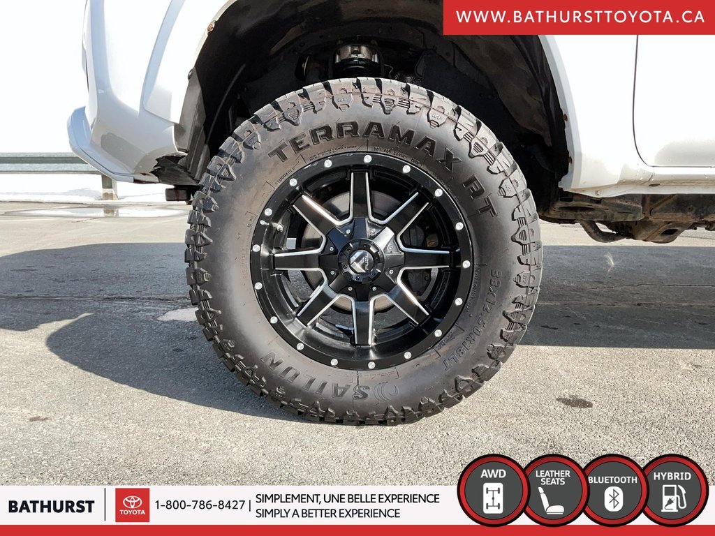 2020 Toyota Tacoma TRD Sport in Bathurst, New Brunswick - 7 - w1024h768px