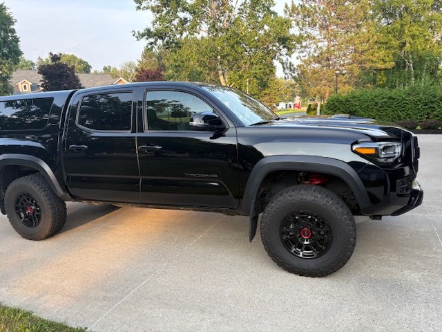 2023 Toyota Tacoma TRD PRO in Bathurst, New Brunswick - 3 - w1024h768px