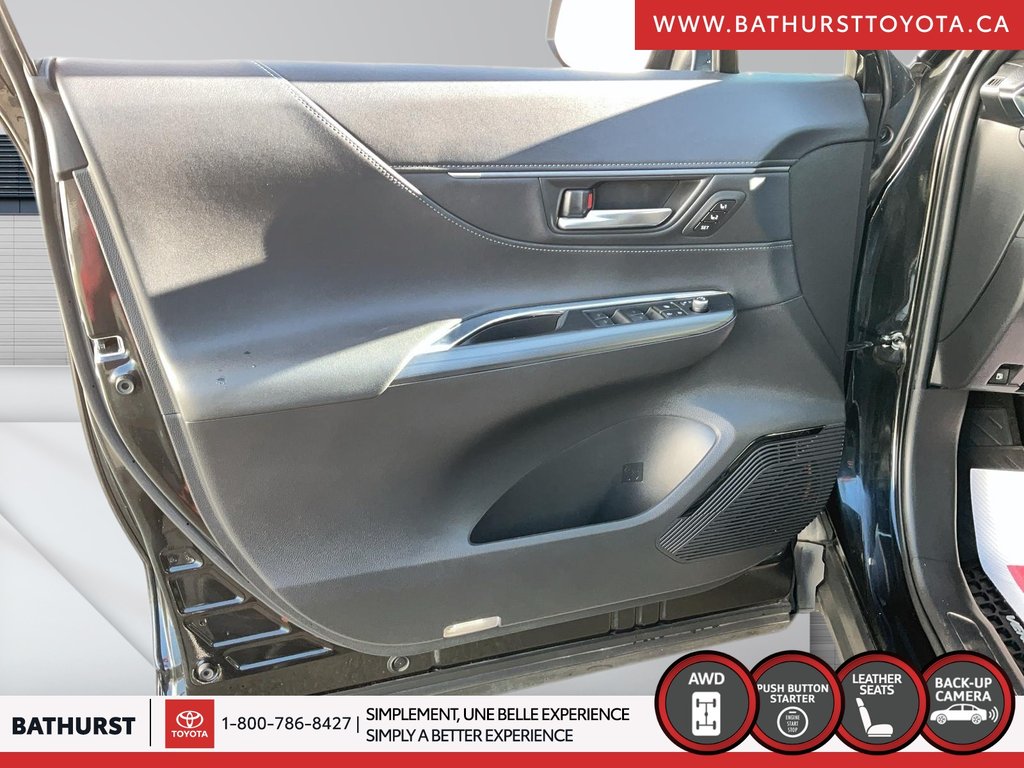 2021 Toyota Venza XLE in Bathurst, New Brunswick - 4 - w1024h768px