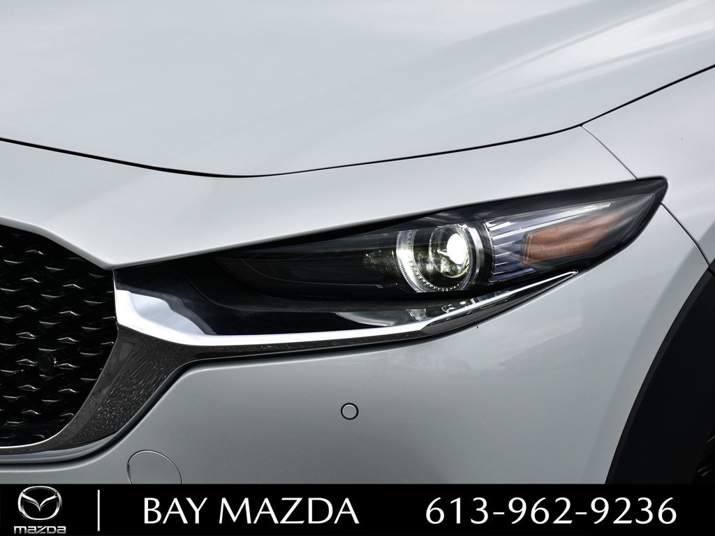 2024 Mazda CX-30 in Pickering, Ontario - 2 - w1024h768px