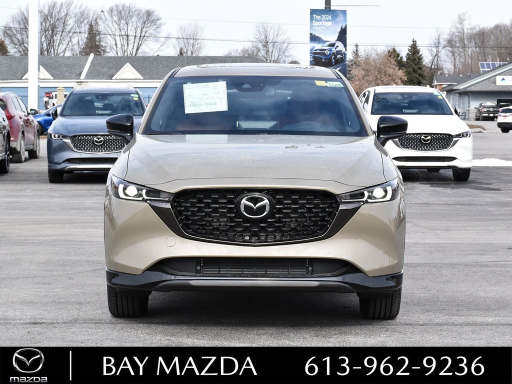 2024 Mazda CX-5 in Pickering, Ontario - 2 - w1024h768px