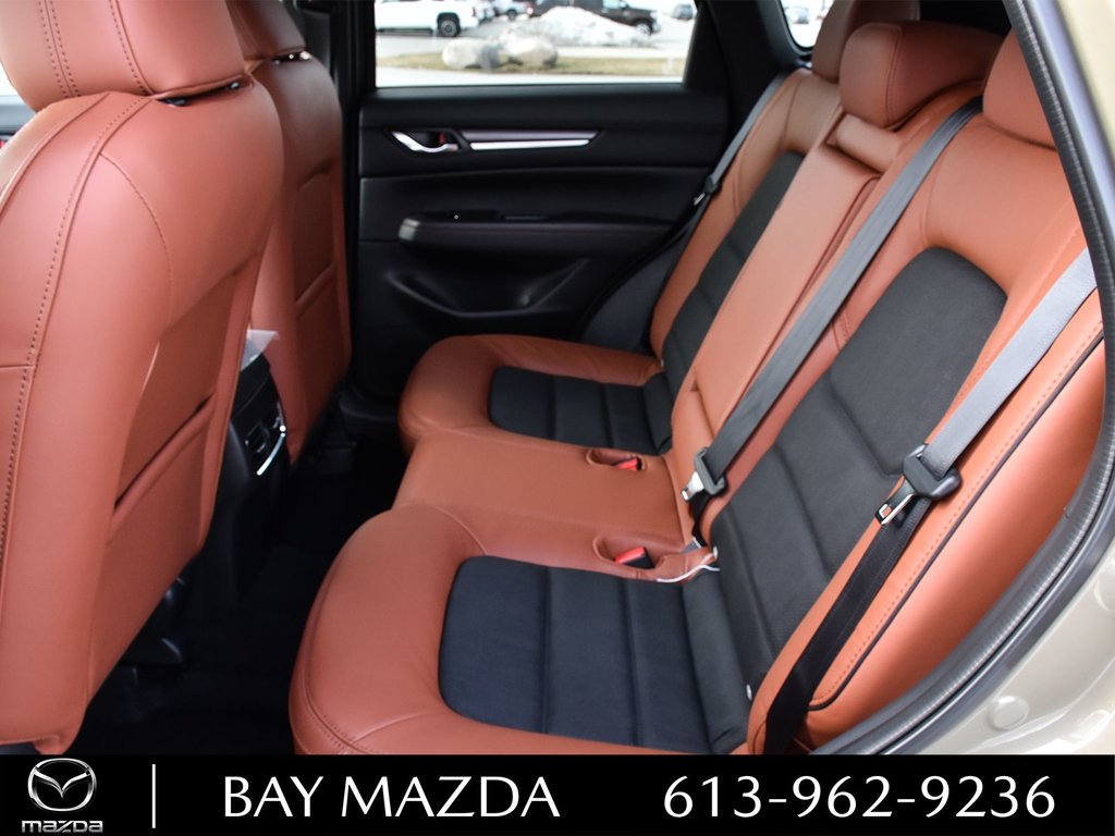 2024 Mazda CX-5 in Pickering, Ontario - 16 - w1024h768px