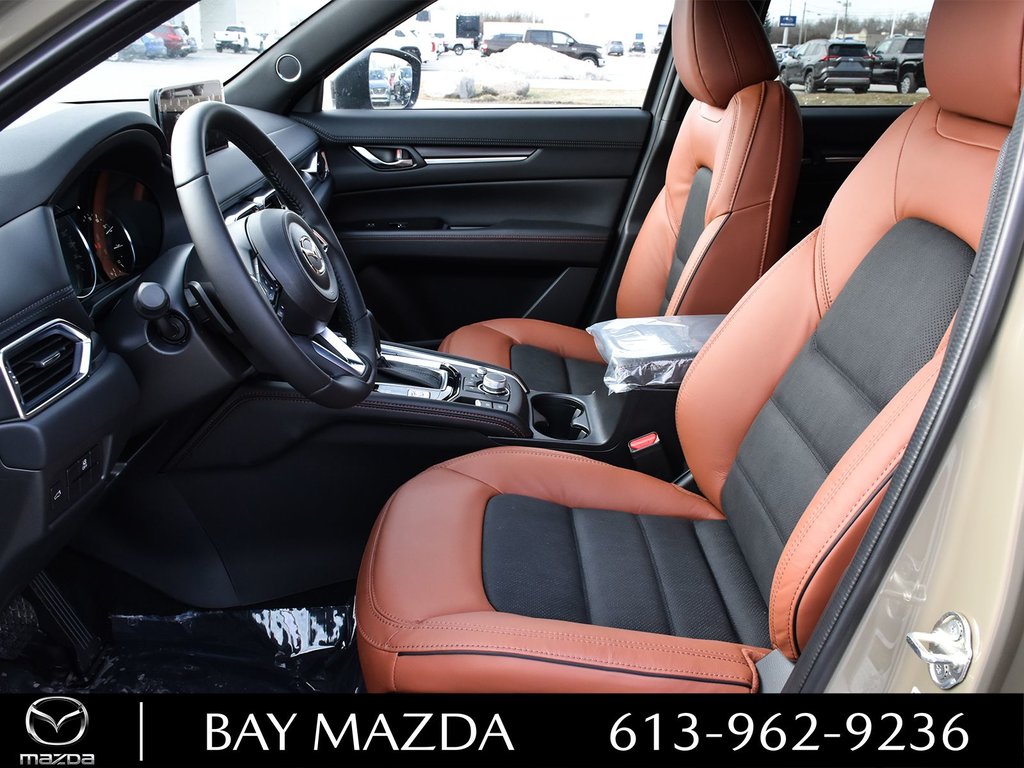 2024 Mazda CX-5 in Pickering, Ontario - 15 - w1024h768px