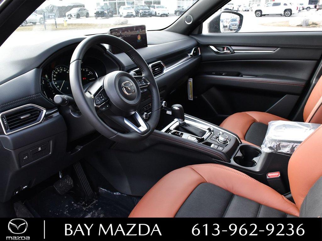 2024 Mazda CX-5 in Pickering, Ontario - 14 - w1024h768px