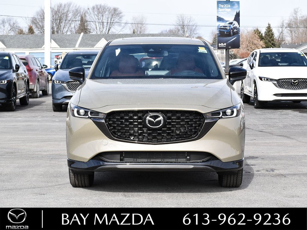 2024 Mazda CX-5 in Pickering, Ontario - 2 - w1024h768px