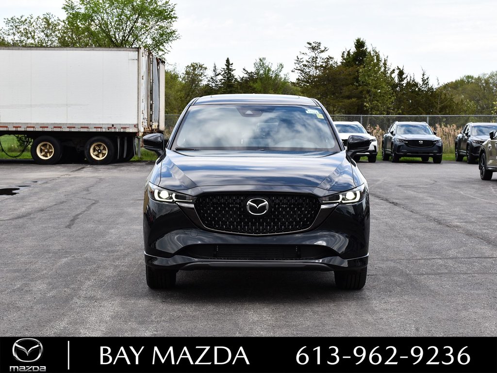 2024 Mazda CX-5 in Pickering, Ontario - 3 - w1024h768px