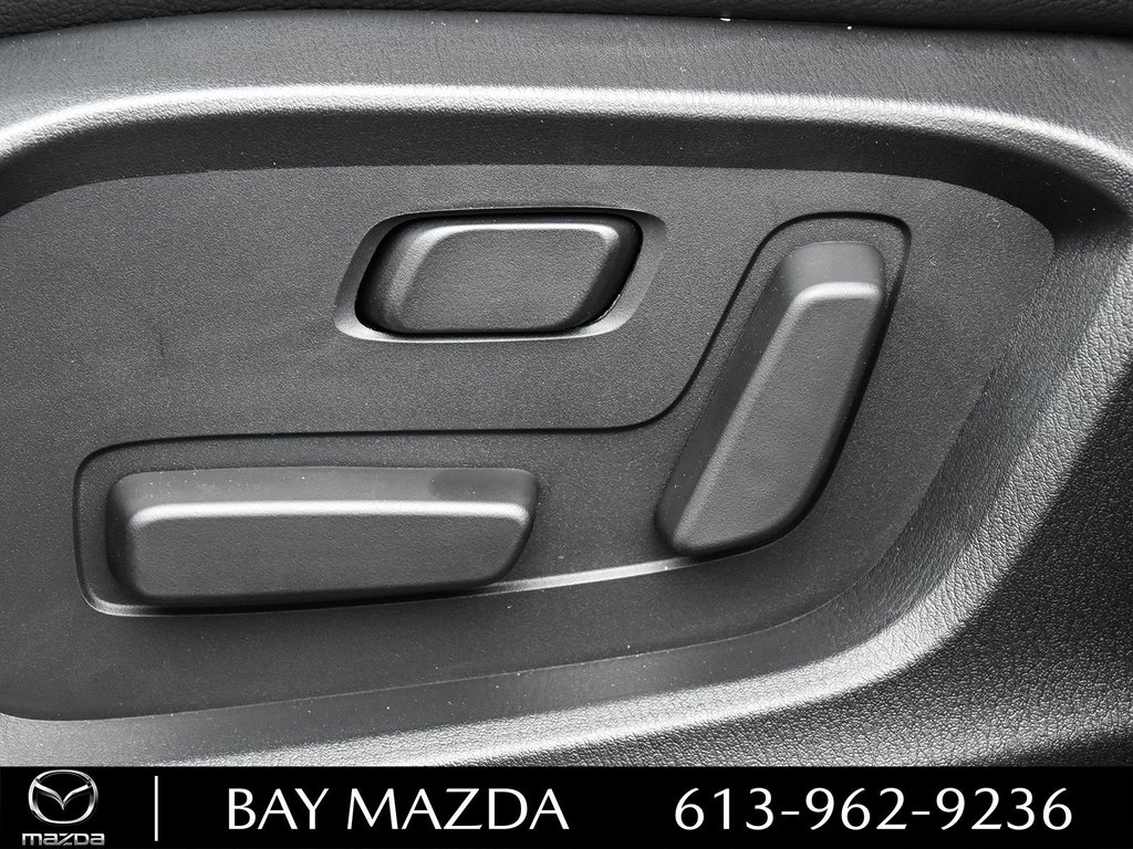 2024 Mazda CX-5 in Pickering, Ontario - 23 - w1024h768px