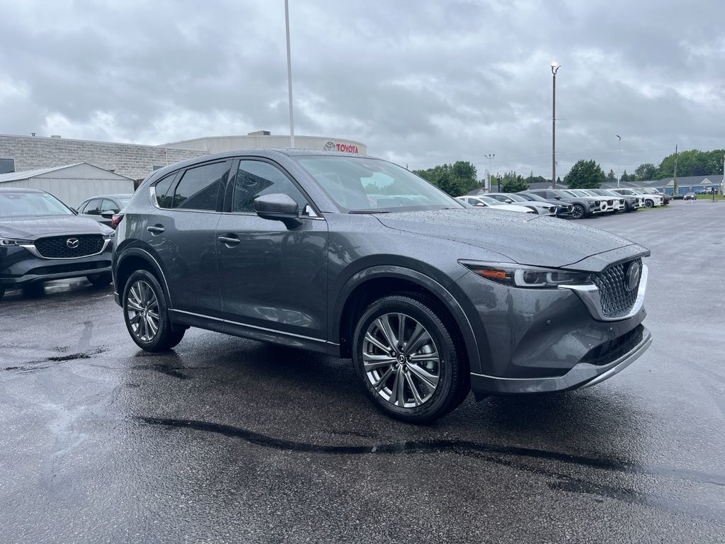 2024 Mazda CX-5 in Pickering, Ontario - 9 - w1024h768px