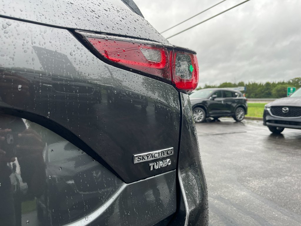 2024 Mazda CX-5 in Pickering, Ontario - 12 - w1024h768px