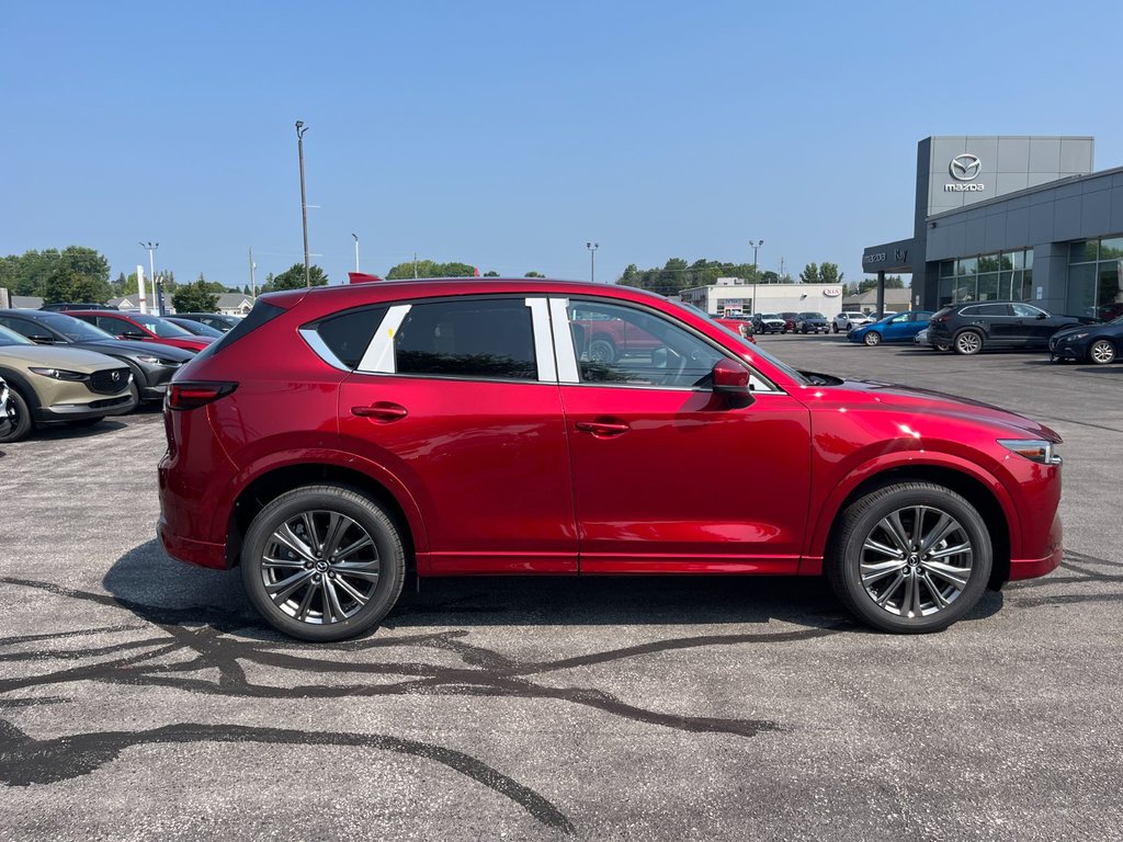 2024 Mazda CX-5 in Pickering, Ontario - 8 - w1024h768px