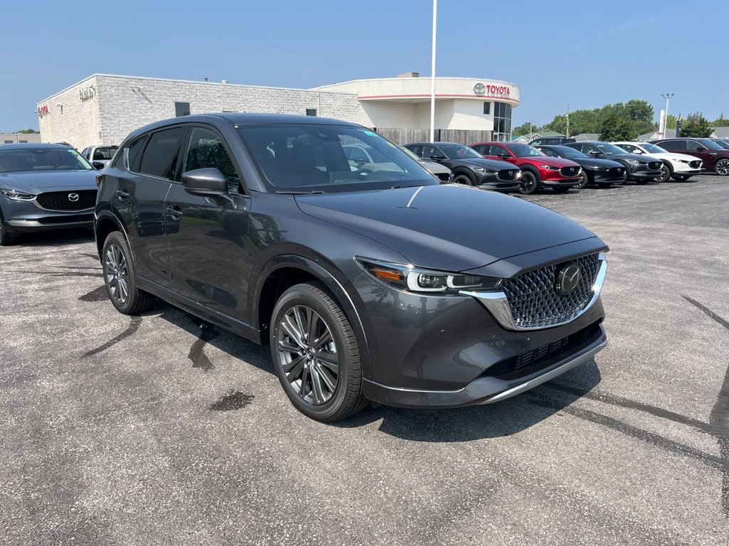 2024 Mazda CX-5 in Pickering, Ontario - 9 - w1024h768px