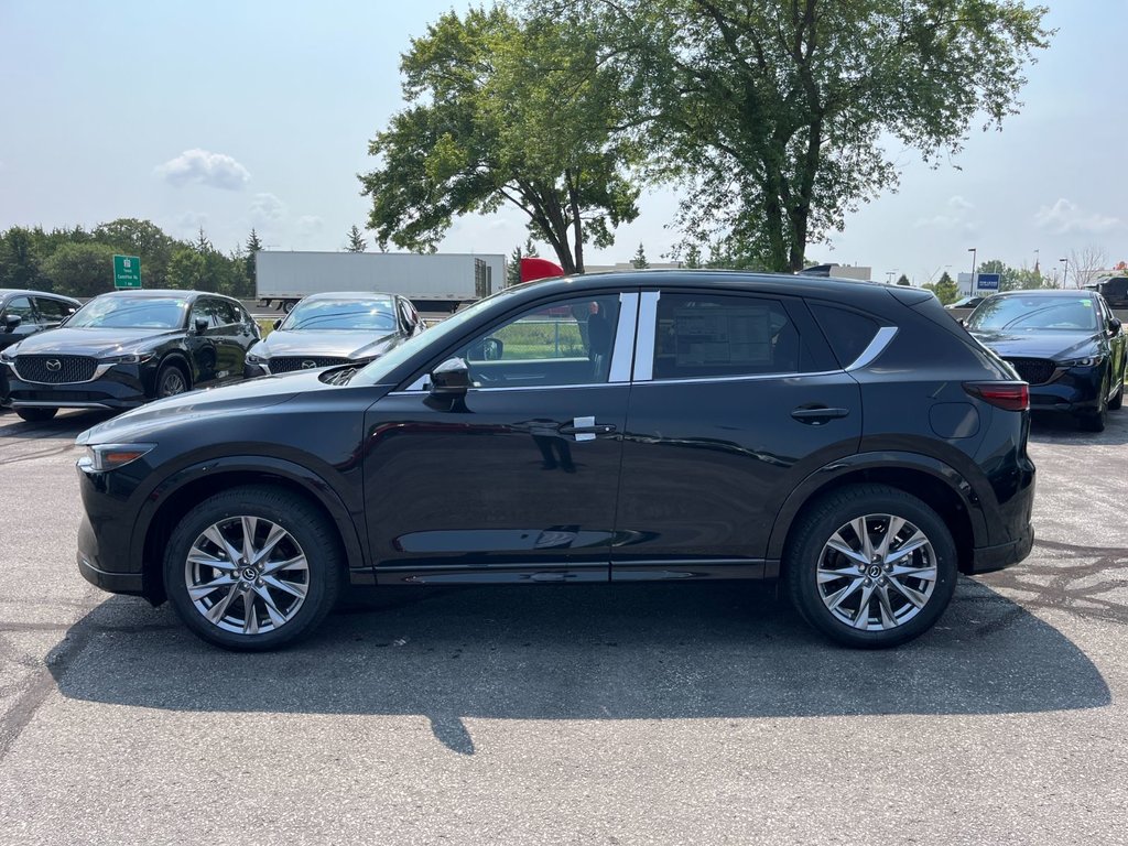 2024 Mazda CX-5 in Pickering, Ontario - 4 - w1024h768px