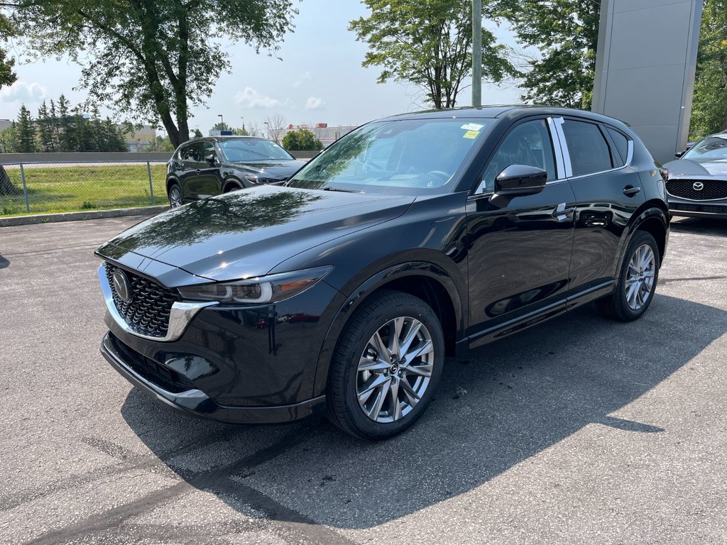 2024 Mazda CX-5 in Pickering, Ontario - 3 - w1024h768px