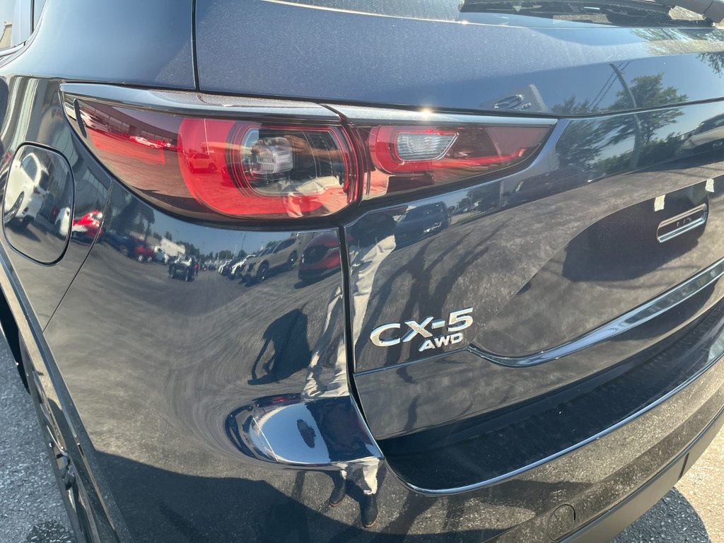 2024 Mazda CX-5 in Pickering, Ontario - 11 - w1024h768px